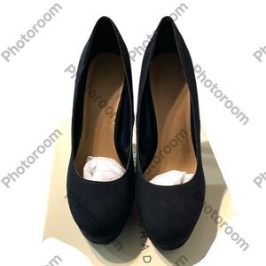 LC Lauren Conrad Black Heels Classic Design